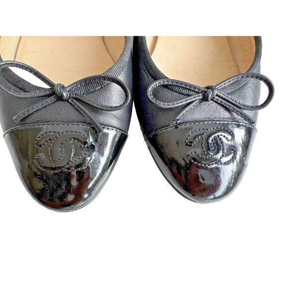 Authentic Chanel Women’s Size 7 Cap Toe CC Logo Black Iconic Ballet Flats - Picture 3 of 16